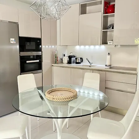 Exclusive - * サントロペ