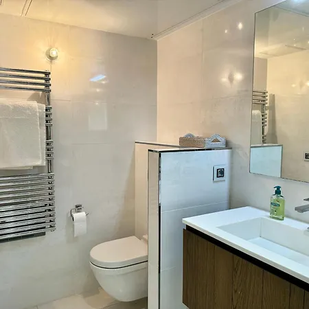 아파트 Exclusive -