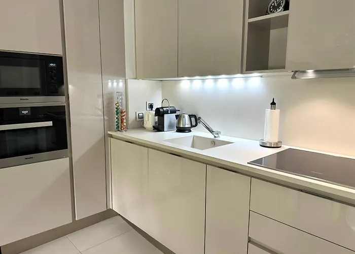 Exclusive - Apartment *